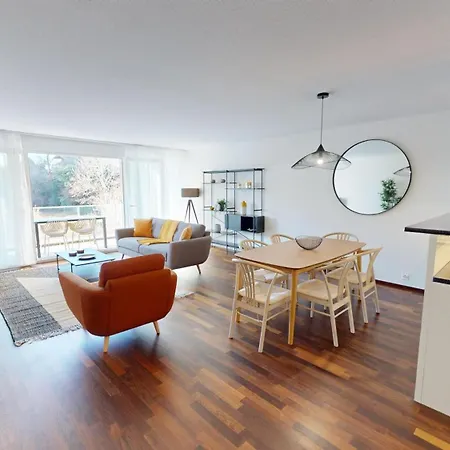 Relax And Recharge By The Lake! Modern Apartments, Ap26