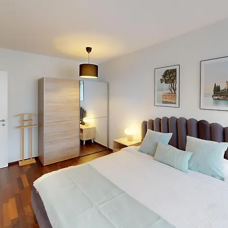 Relax&recharge By The Lake! Modern Apartments, Ap26 Apartment