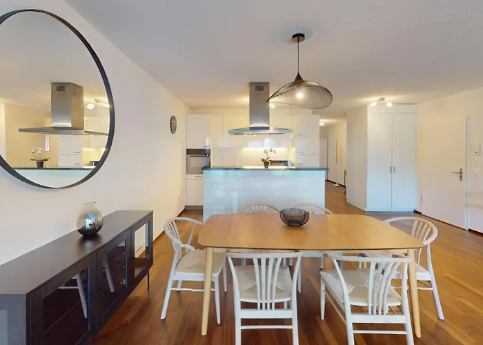 Relax And Recharge By The Lake! Modern Apartments, Ap26